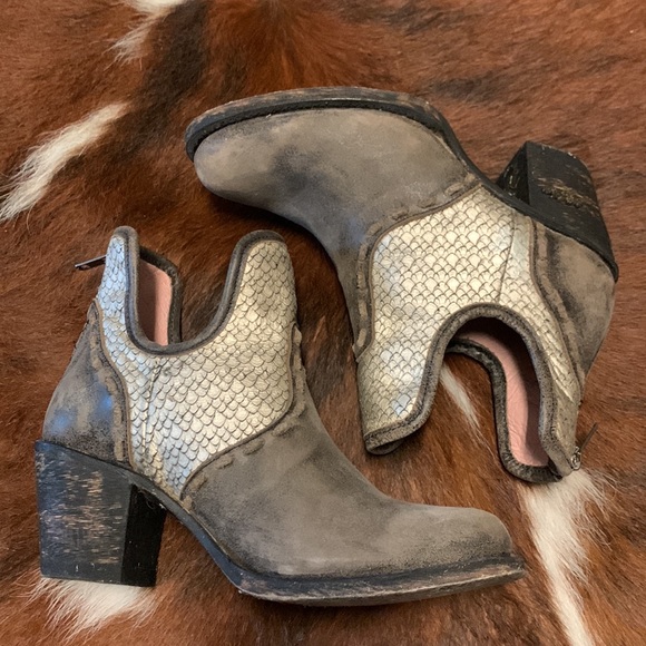 Miss Macie Booties - Picture 6 of 6